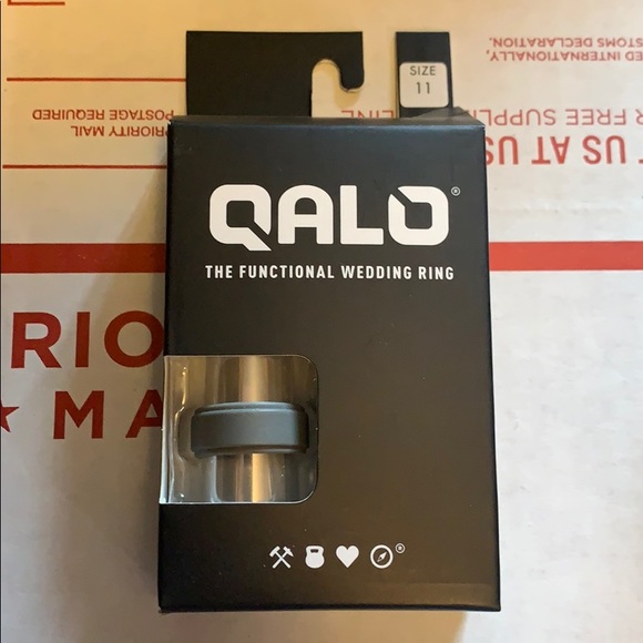 Qalo men’s size 11 grey - Picture 1 of 2